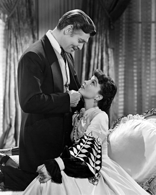 A production still from a classic-era Hollywood studio soundstage