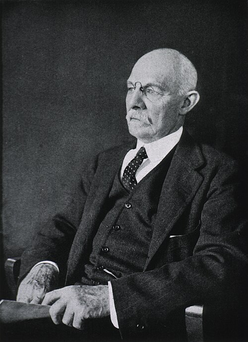 Portrait of surgeon William Stewart Halsted.