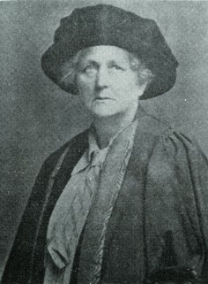 Portrait photograph of Aleen Cust